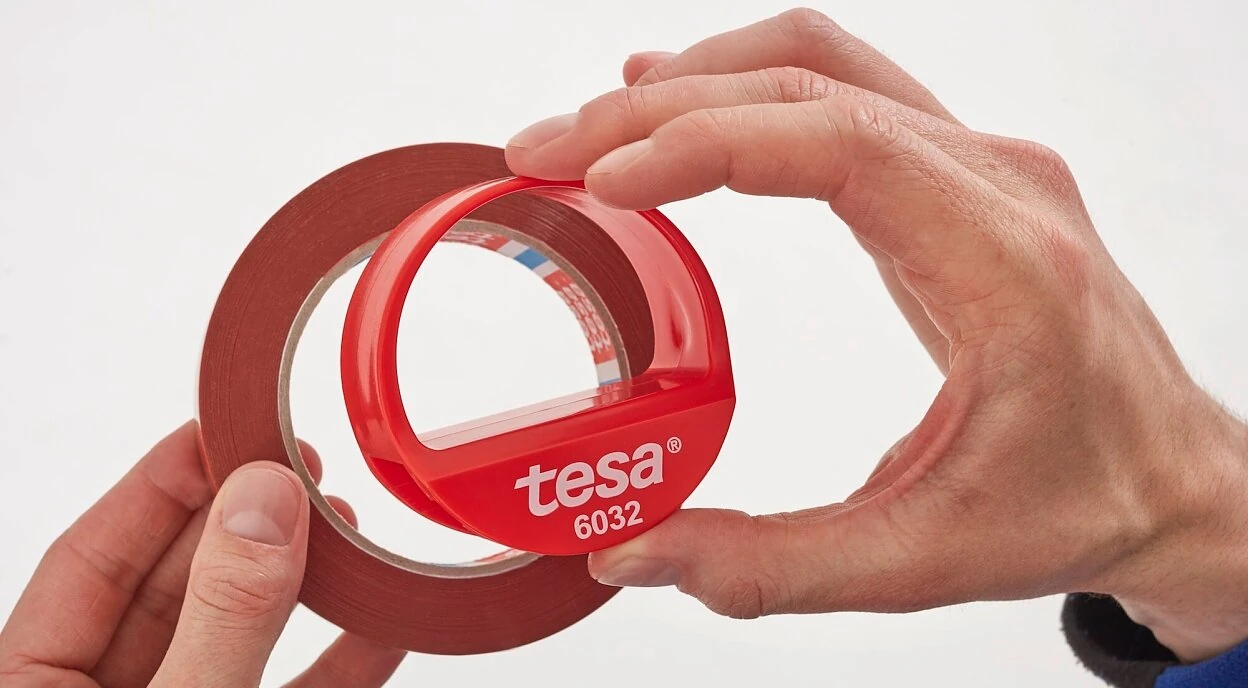 tesa 6032 manual dispenser for filament and strapping adhesive tapes up to 25 mm